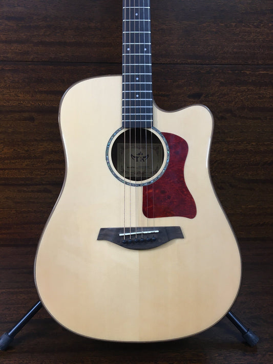 TKA Solid Spruce Built-In Pickups/Tuner Acoustic Guitar - Natural TKA220CEQNT