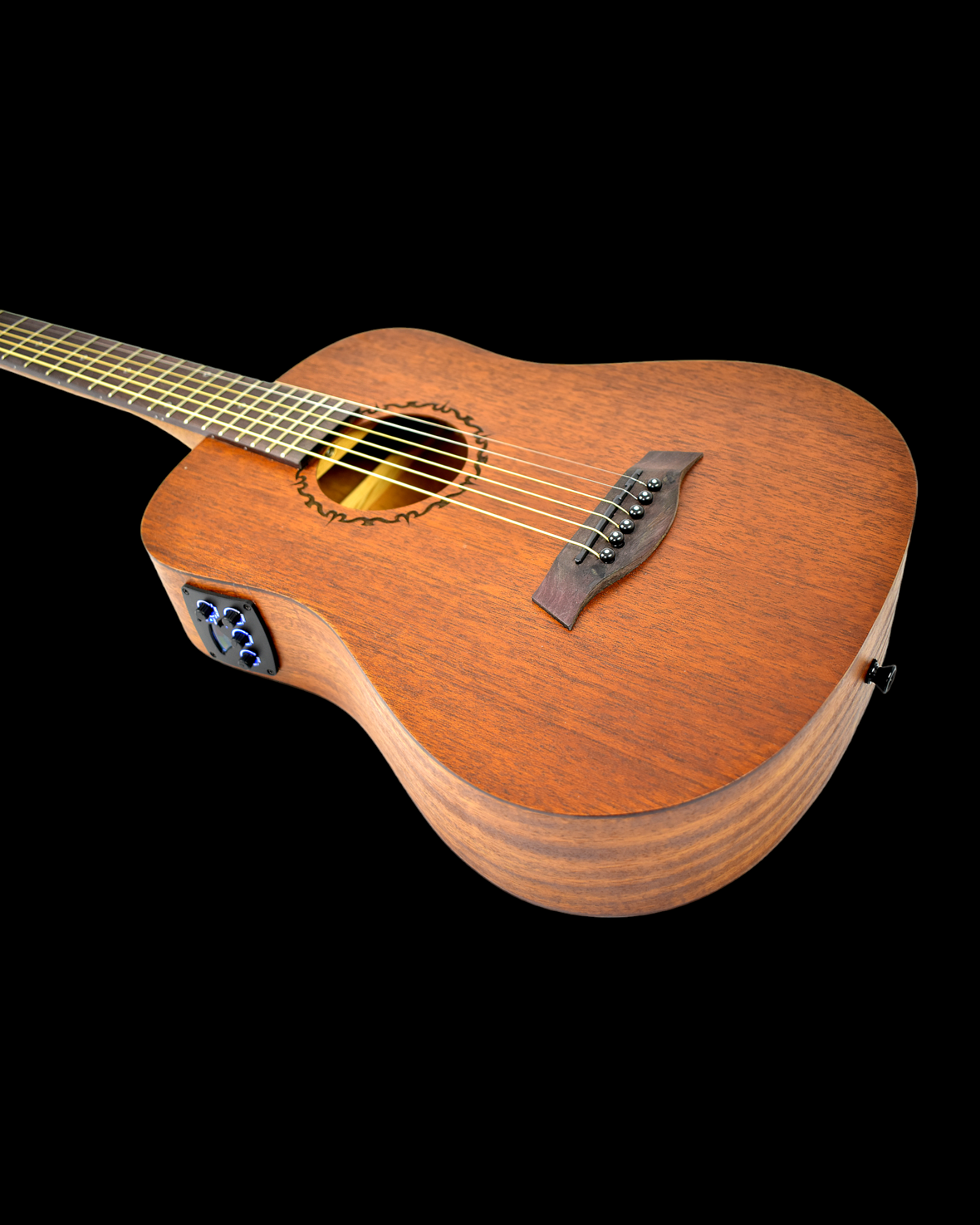 Caraya Safair 36EQ Cheap Acoustic Guitar Review 