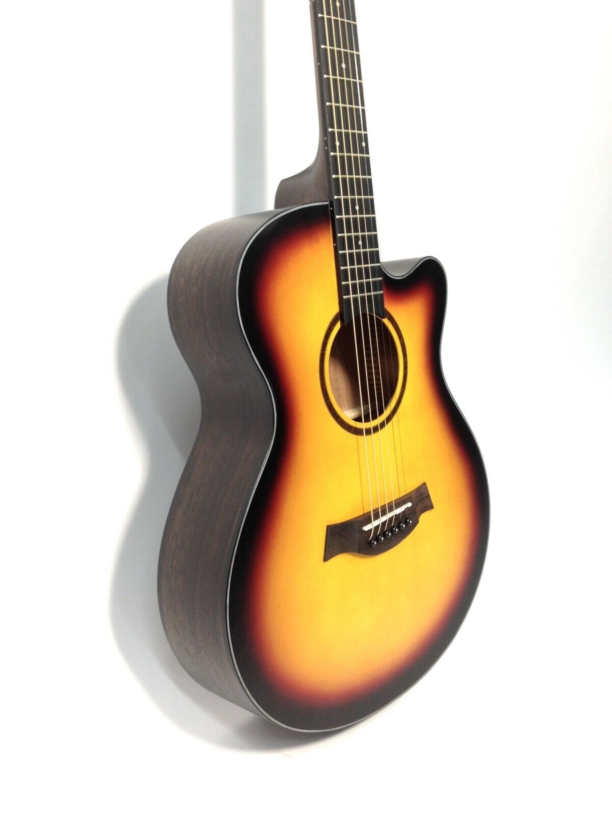Mentreel Traveler OM Cutaway Spruce Top Acoustic Guitar - Sunburst HM200MMBN